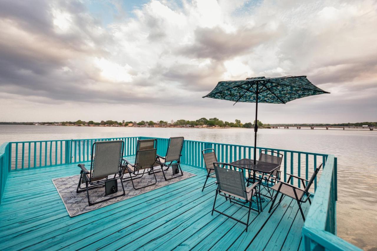 Blue Heron Bed And Breakfast On Lake แกรนแบรี ภายนอก รูปภาพ